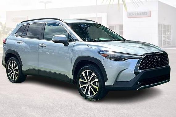 TOYOTA COROLLA CROSS 2024 7MUEAAAG0RV074961 image